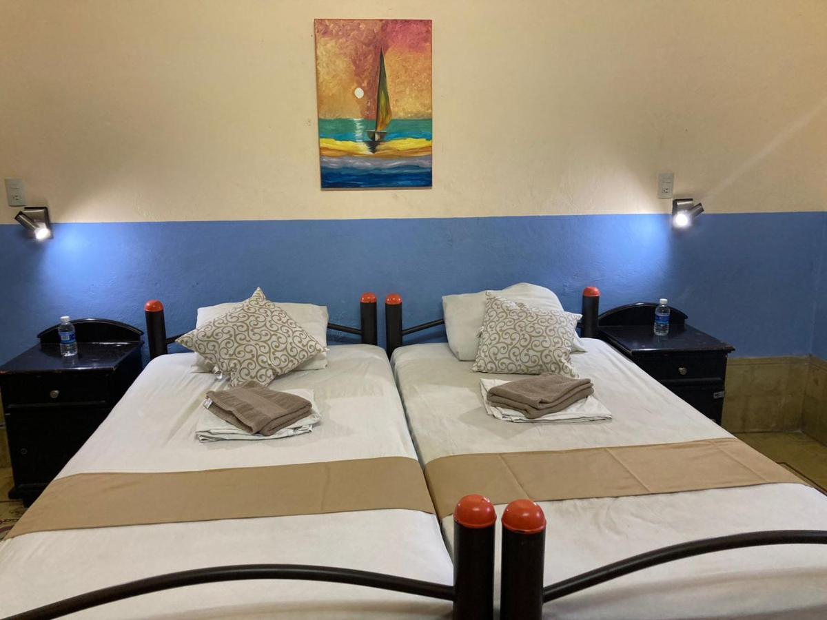 Hostal La Ermita Mérida Eksteriør billede
